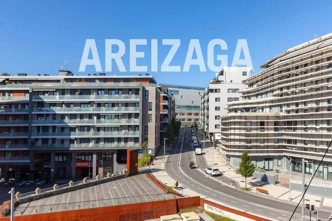 Vista exterior de Piso en venta en Donostia - San Sebastián  con Calefacción