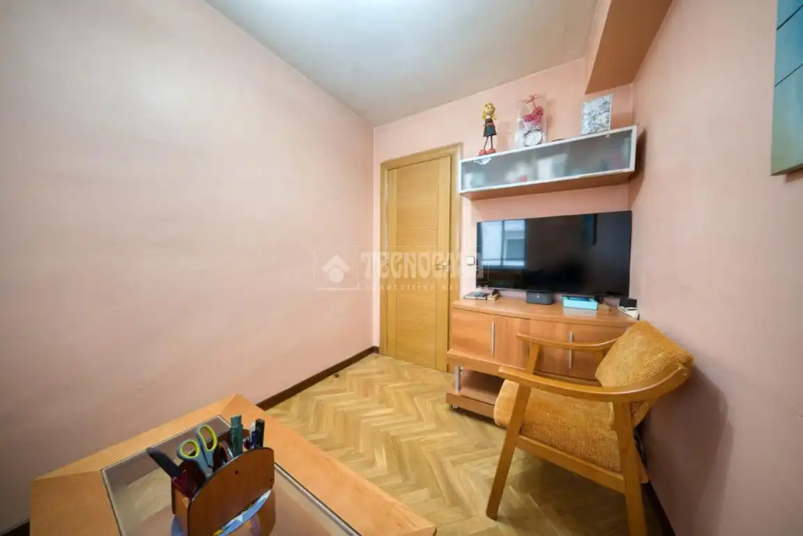 Habitación de Piso en venta en Valladolid con Calefacción, Terraza y Trastero