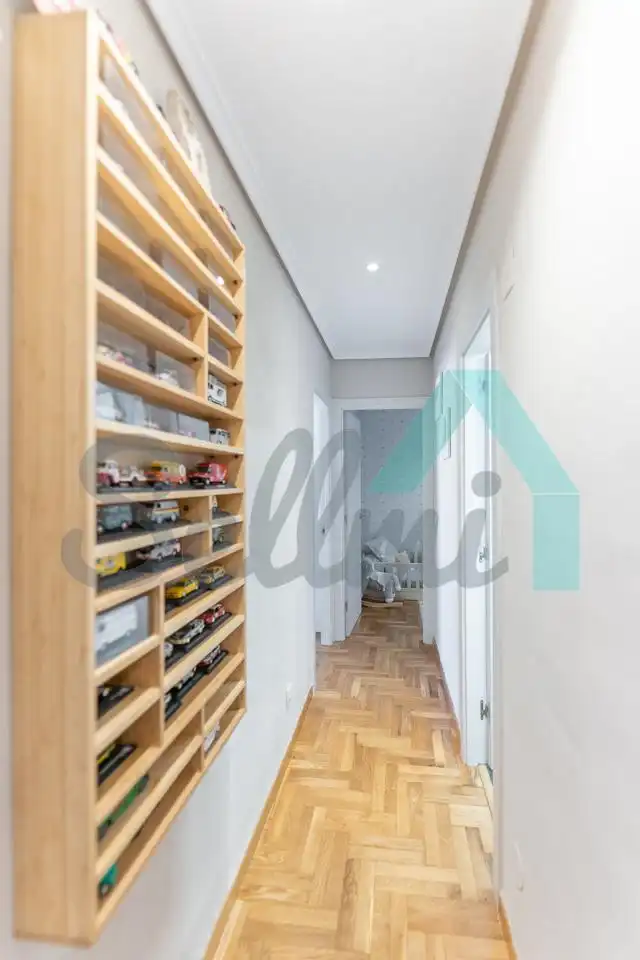 Wohnung zum Verkauf in Oviedo  mit Heizung, Parkett und Terrasse
