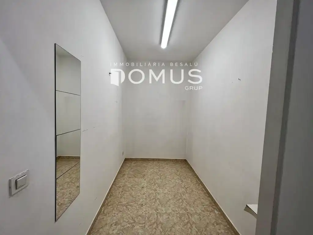 Business premises for sale in Olot, imagen 11