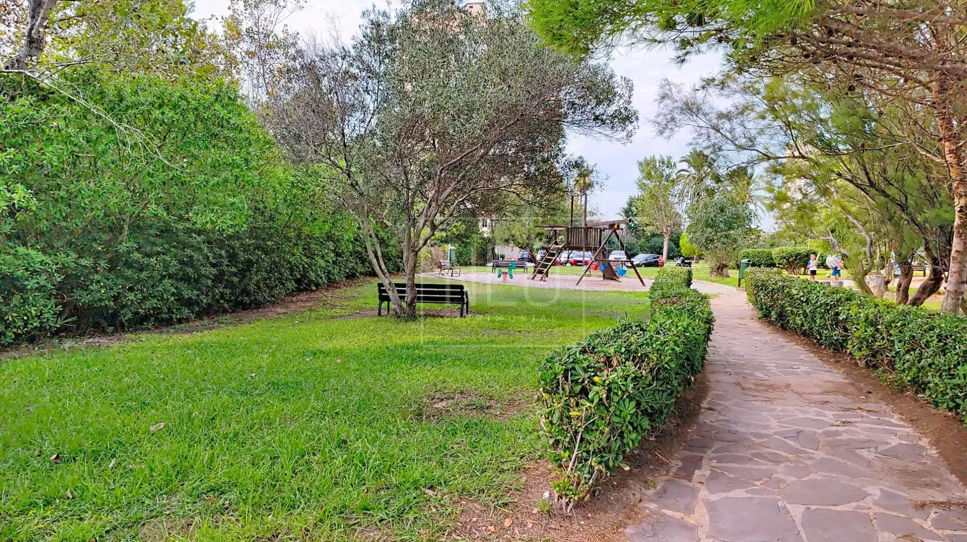 Jardín de Planta baja en venta en Valencia con Jardín privado y Piscina comunitaria