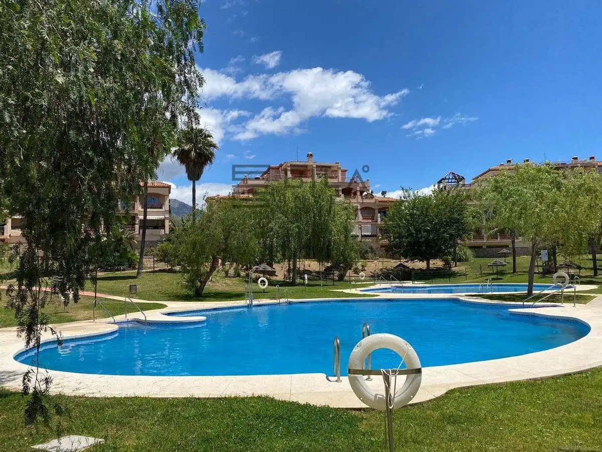 Piscina de Casa adosada en venda en Mijas amb Traster, Piscina i Piscina comunitària