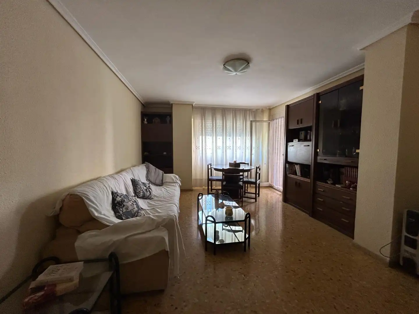 Sala de estar de Piso en venta en Castellón de la Plana / Castelló de la Plana con Balcón