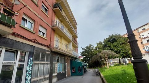 Photo 3 of Flat for sale in Calle Julio Ruiz Salazar, 52, Covadonga - Campuzano - Ciudad Vergel, Torrelavega