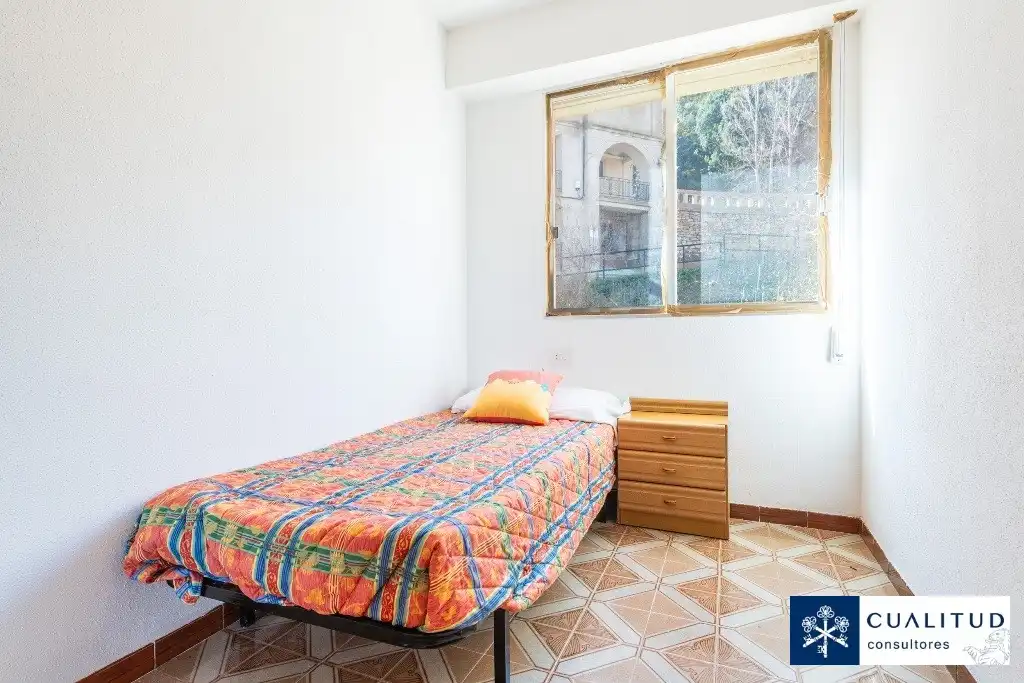 Habitación de Apartamento en venta en Benassal con Amueblado