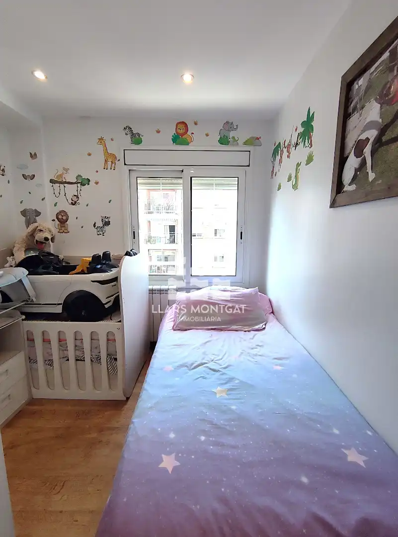 Dormitori de Pis en venda en Montgat amb Aire condicionat, Calefacció i Parquet