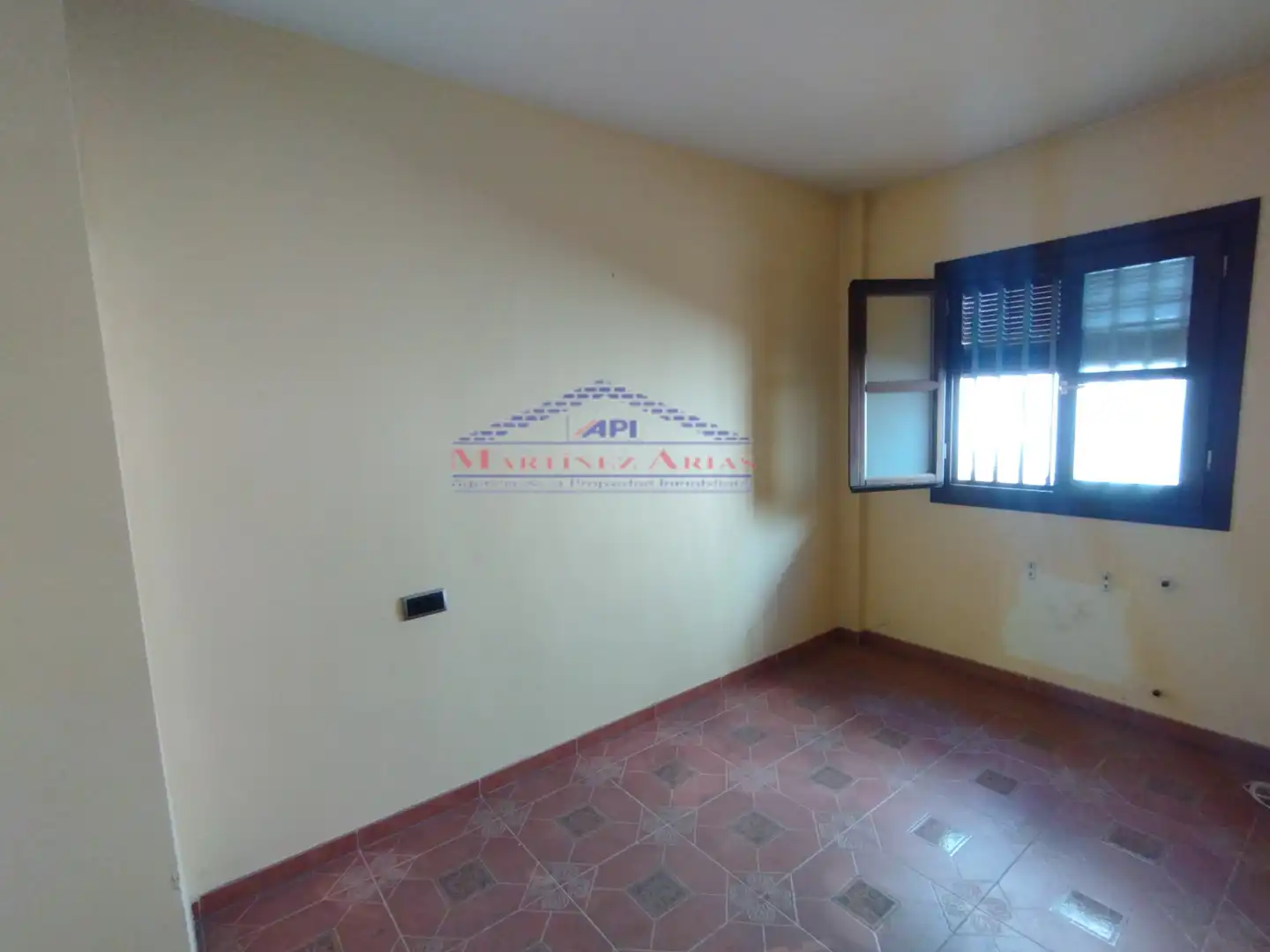 Casa adosada en venta en Sabiote con Balcón