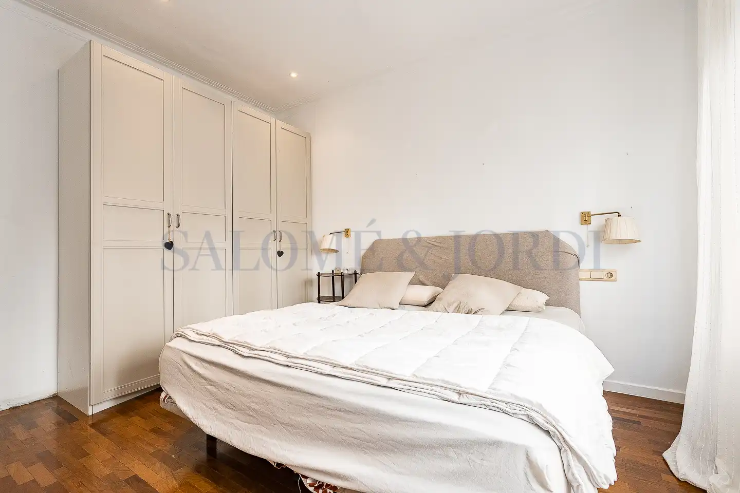 Habitación de Piso en venta en Barcelona con Aire acondicionado, Calefacción y Jardín privado