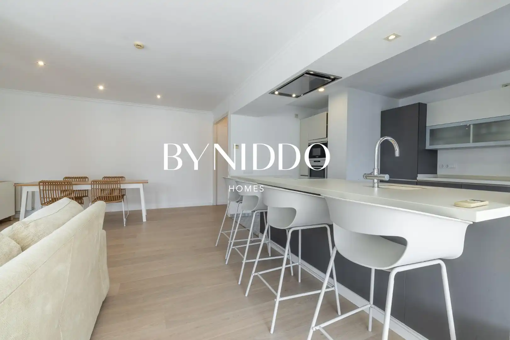 Cocina de Ático en venta en Sant Cugat del Vallès con Aire acondicionado, Calefacción y Parquet