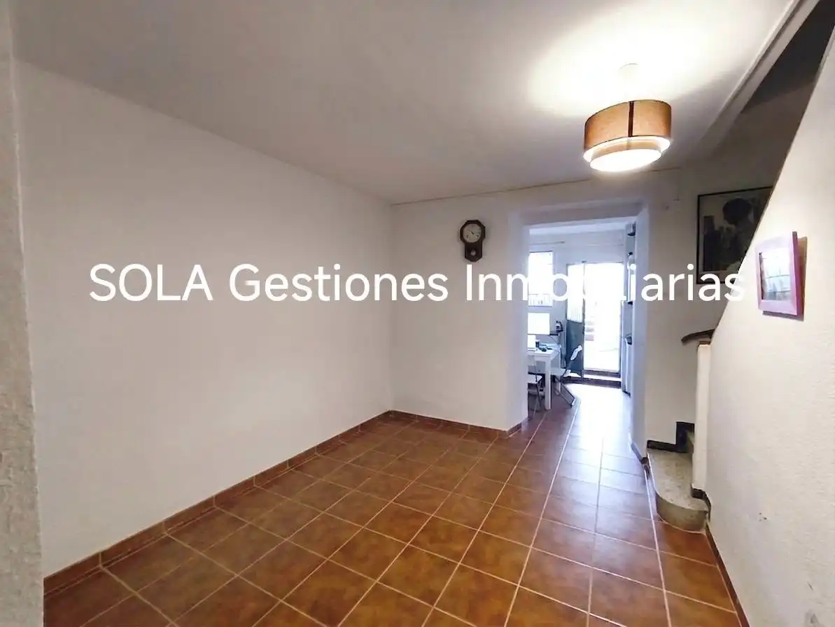 Houses for sale in Torreperogil  with Terrace, Storage room and Furnished