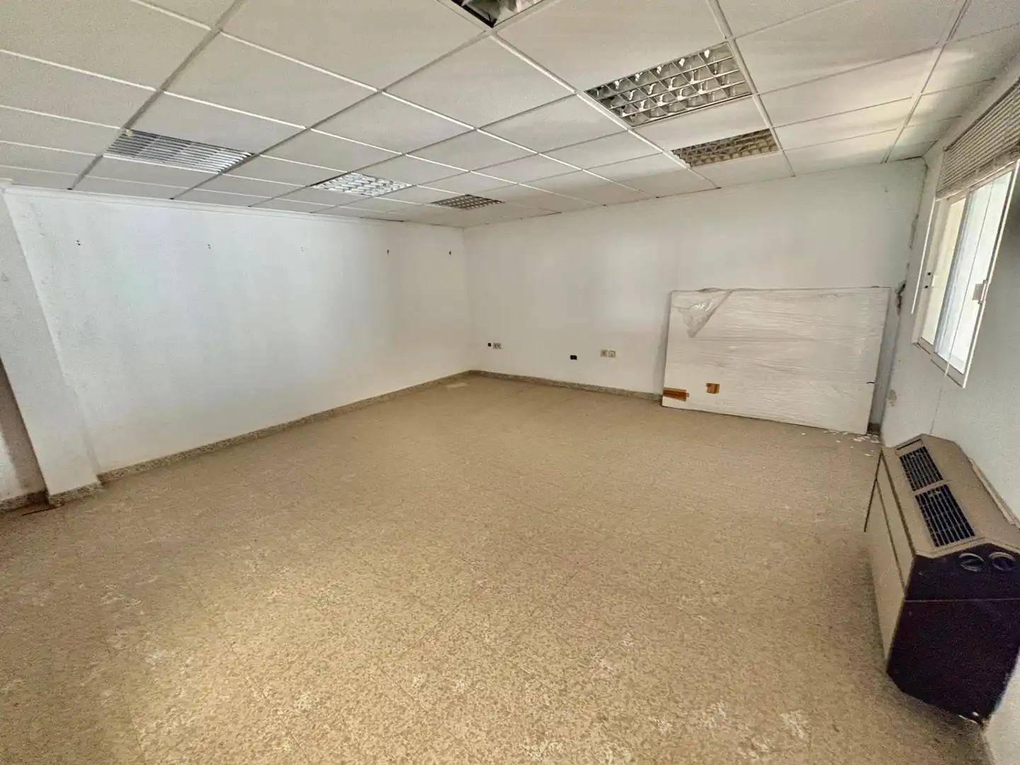 Nave industrial en venta en Corazón de María