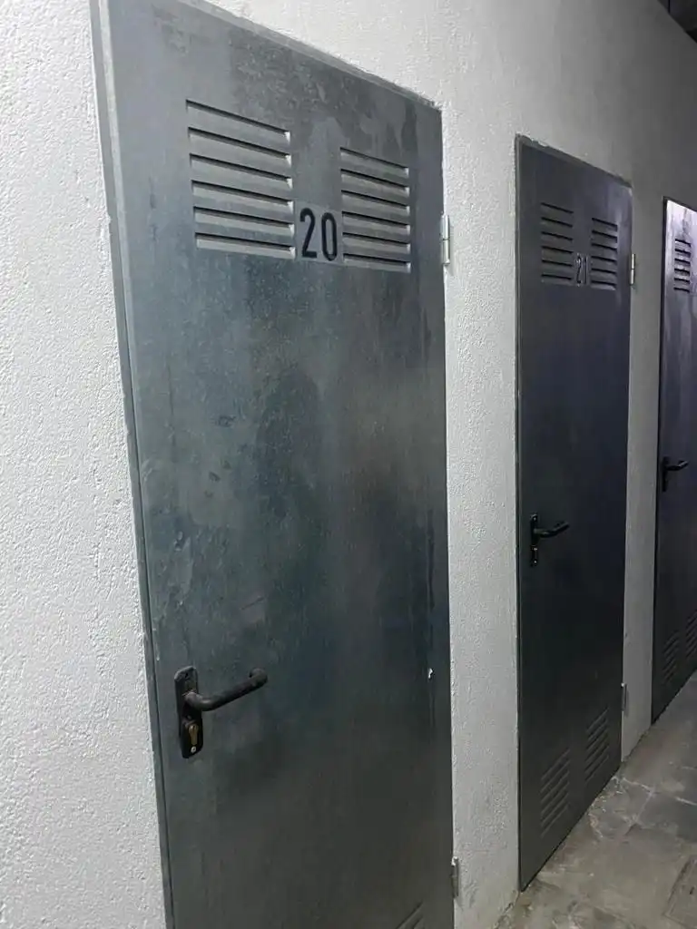 Parking of Flat for rent in Madrid  with Air Conditioner, Heating and Storage room