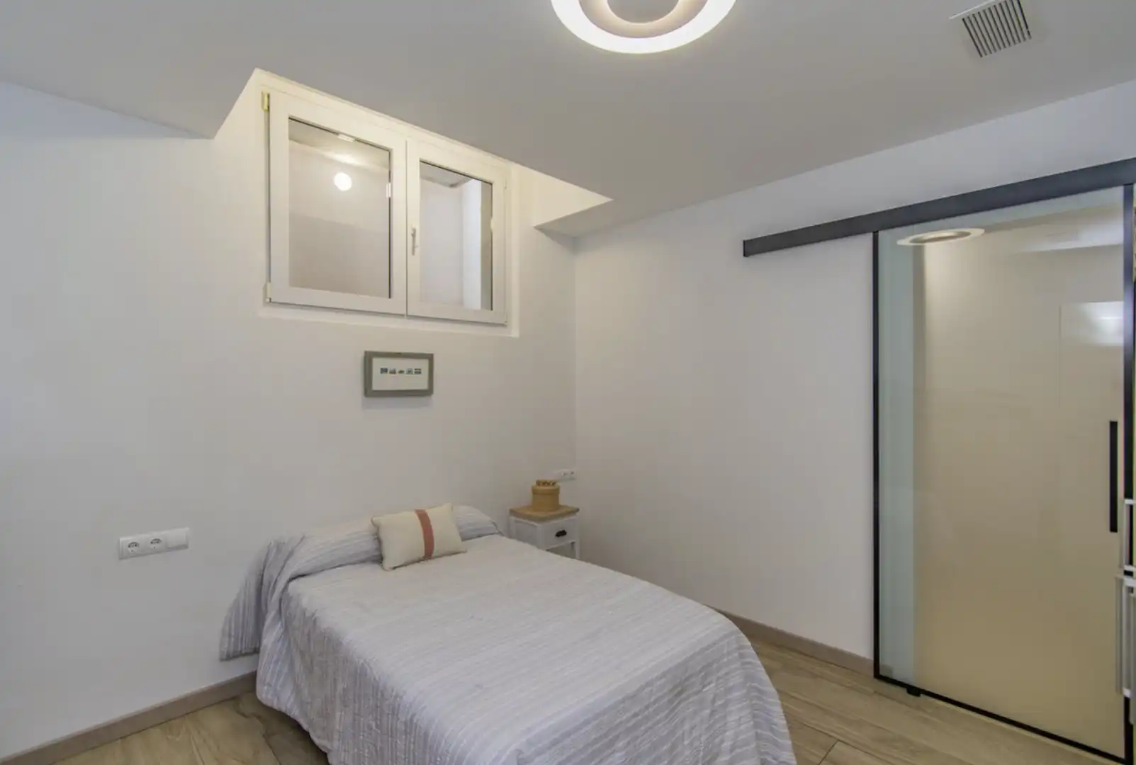Adossat amb terrassa en venda a Calle Sand 44, imagen 15