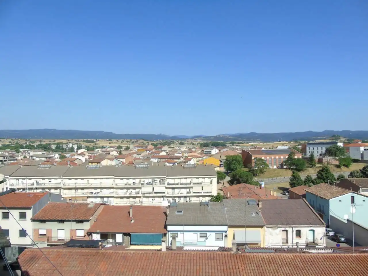 Vista exterior de Piso en venta en Manlleu con Calefacción, Terraza y Trastero
