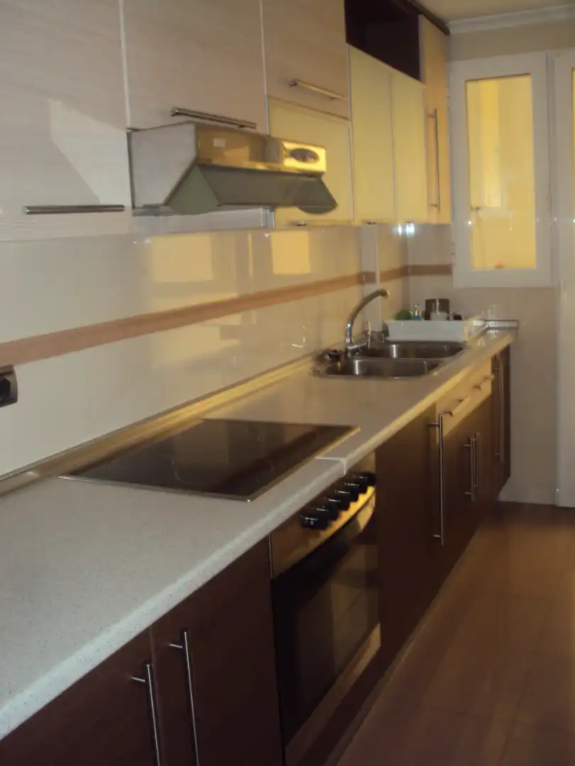 Cocina de Apartamento de alquiler en Albacete con Aire acondicionado, Calefacción y Parquet