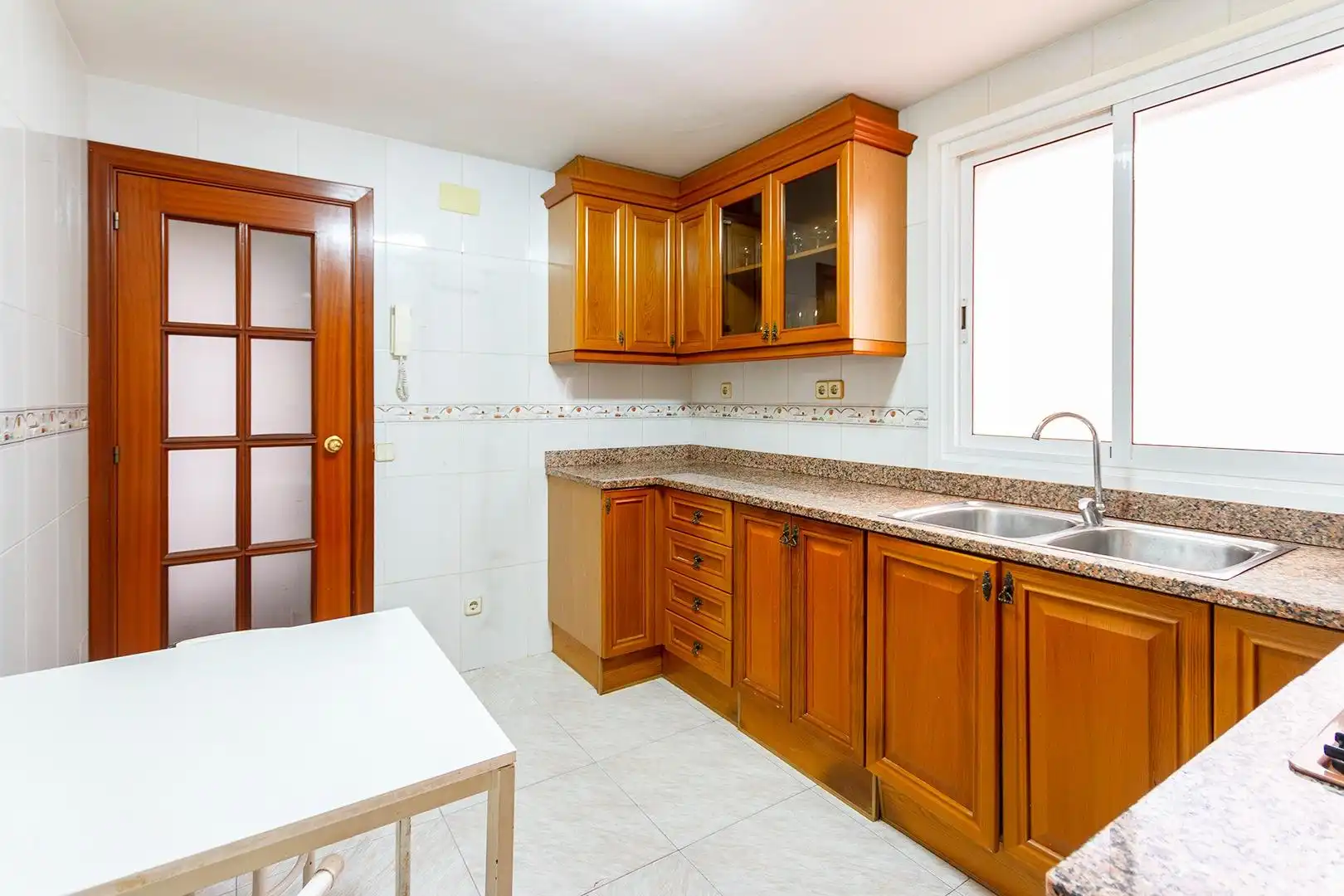 Kitchen of Flat for sale in Viladecans  with Heating, Terrace and Balcony