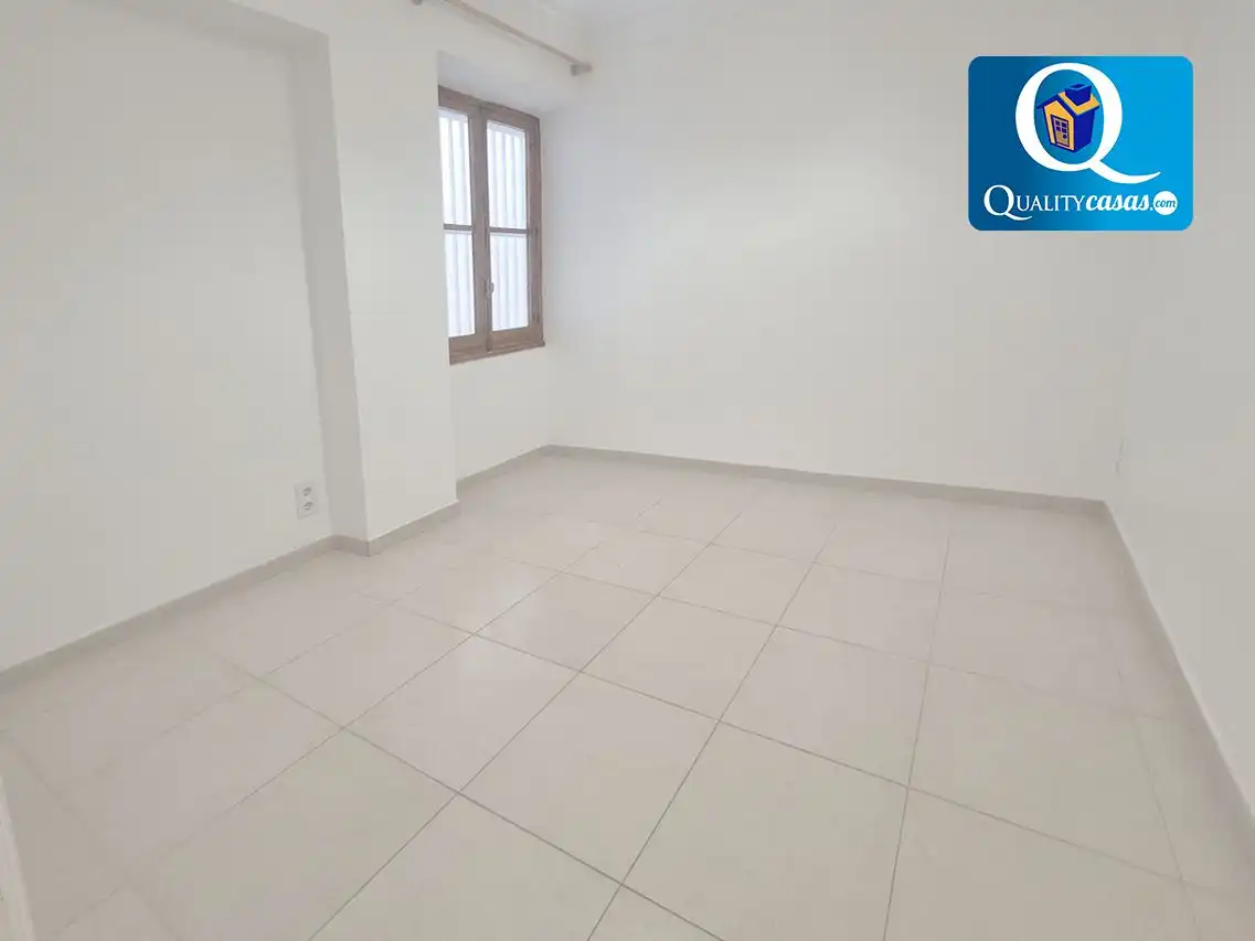 Piso de alquiler en Alicante / Alacant con Aire acondicionado