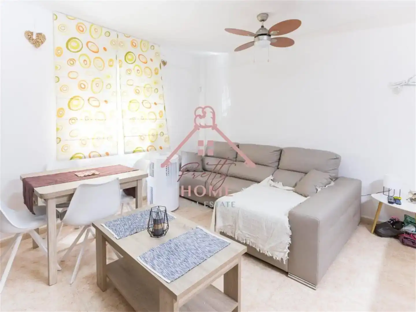 Living room of Flat for sale in Mazarrón  with Air Conditioner and Furnished