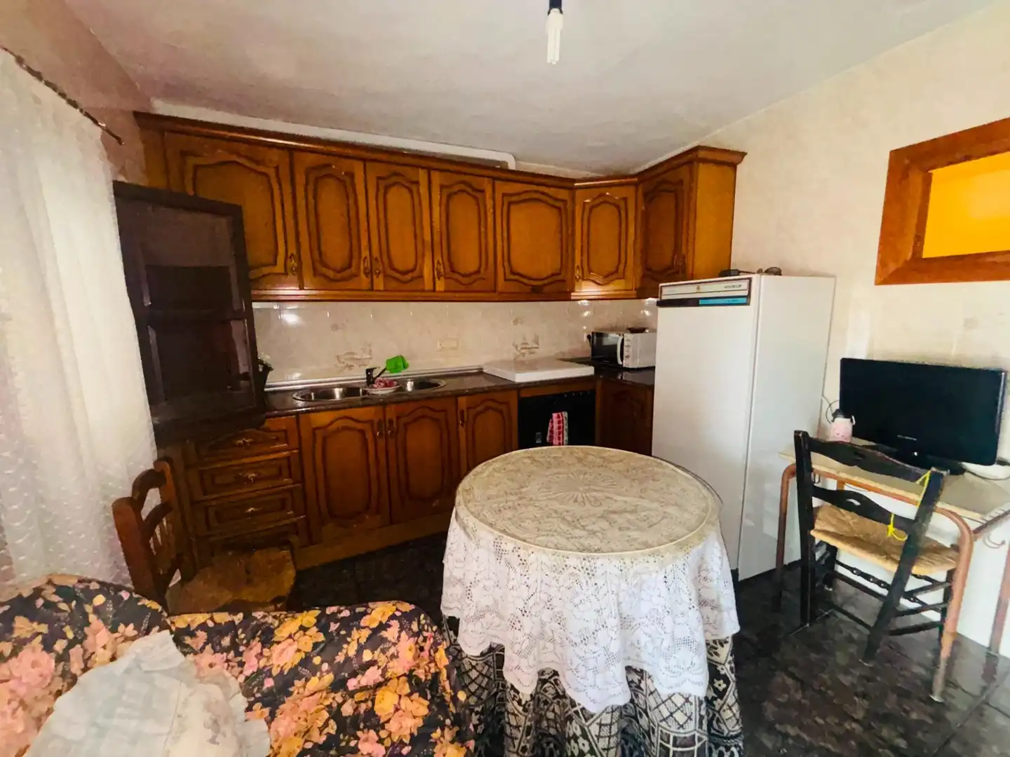 Cocina de Finca rústica en venta en Capileira
