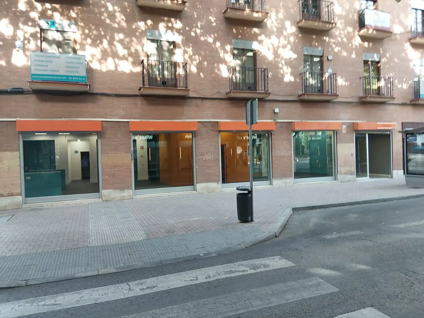 Geschaftsraum zur Miete in Alcalá de Henares mit Klimaanlage, Heizung und Internet