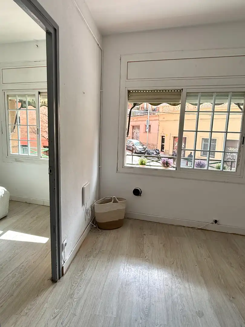 Schlafzimmer von Wohnung zum Verkauf in Barcelona mit Parkett und Alarm