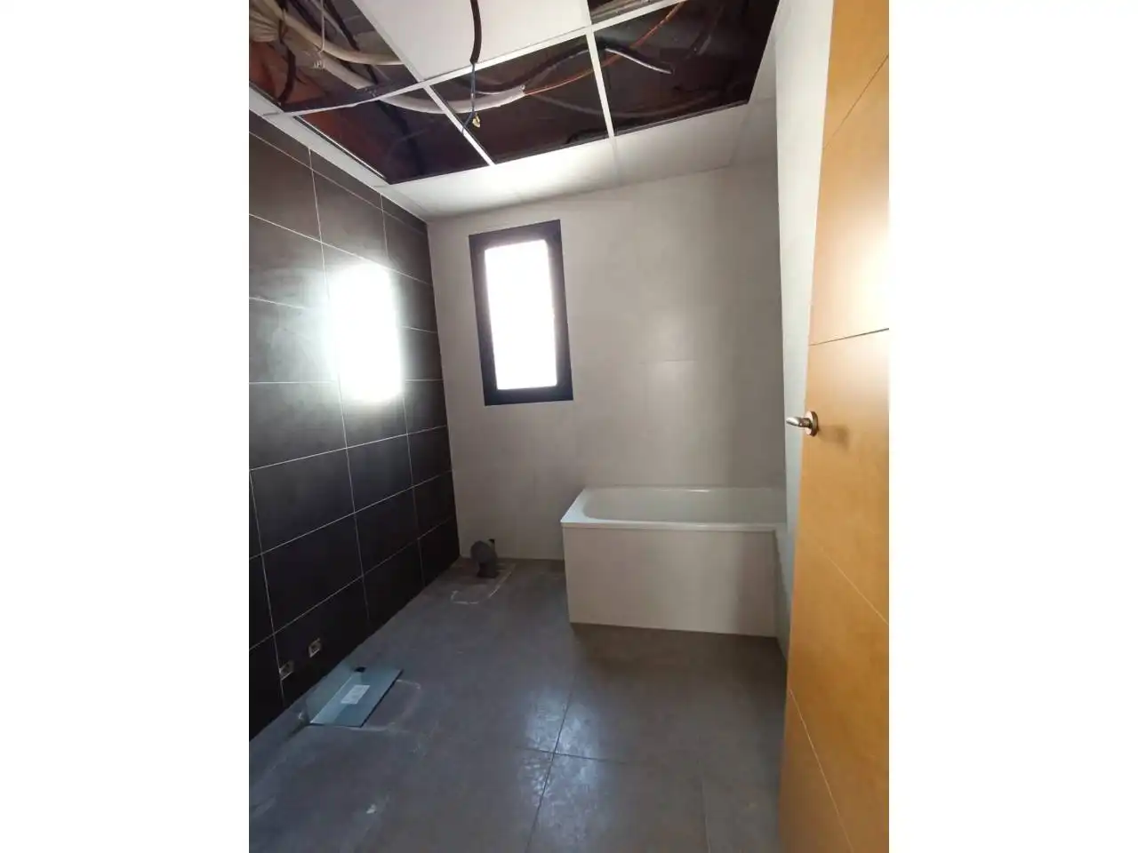 Bany de Casa o xalet en venda en Vinaròs amb Jardí privat, Terrassa i Piscina comunitària