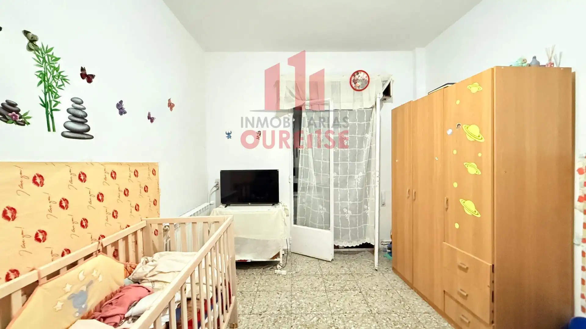 Habitación de Piso en venta en Ourense Capital  con Calefacción, Trastero y Balcón