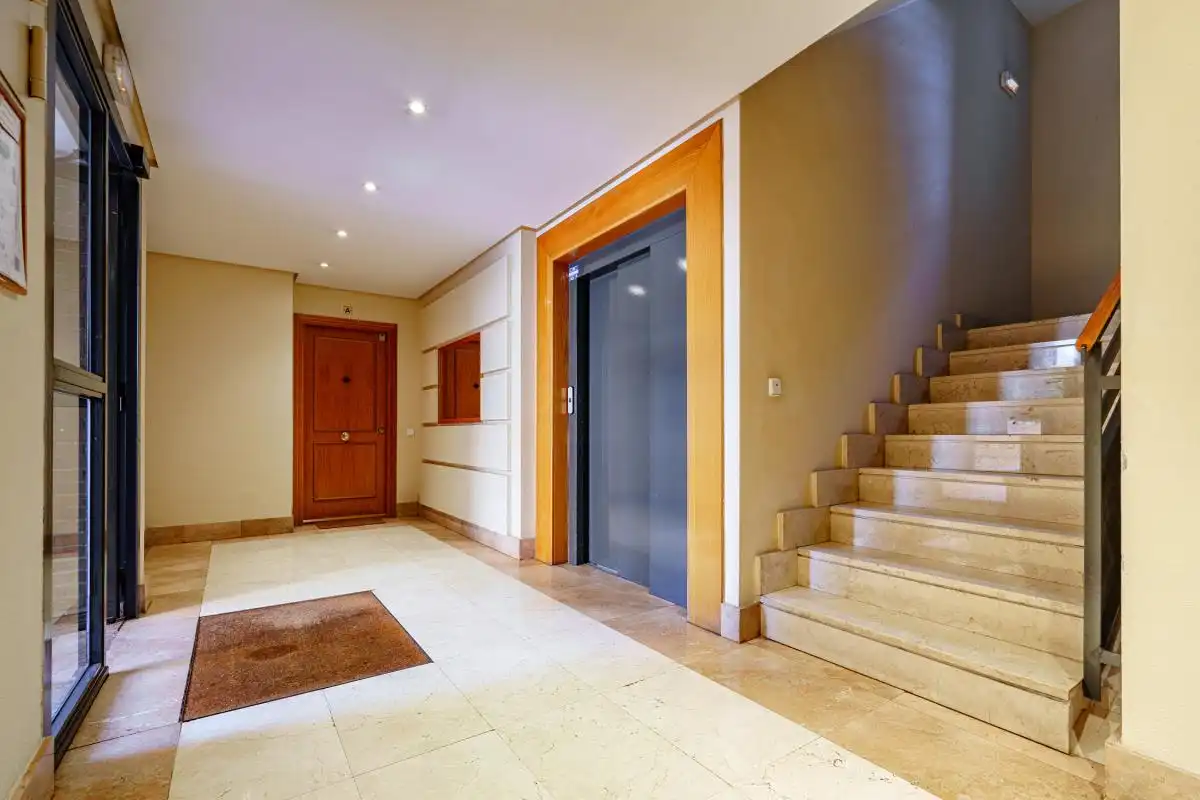 Ático en venta en Pozuelo de Alarcón con Aire acondicionado, Calefacción y Jardín privado