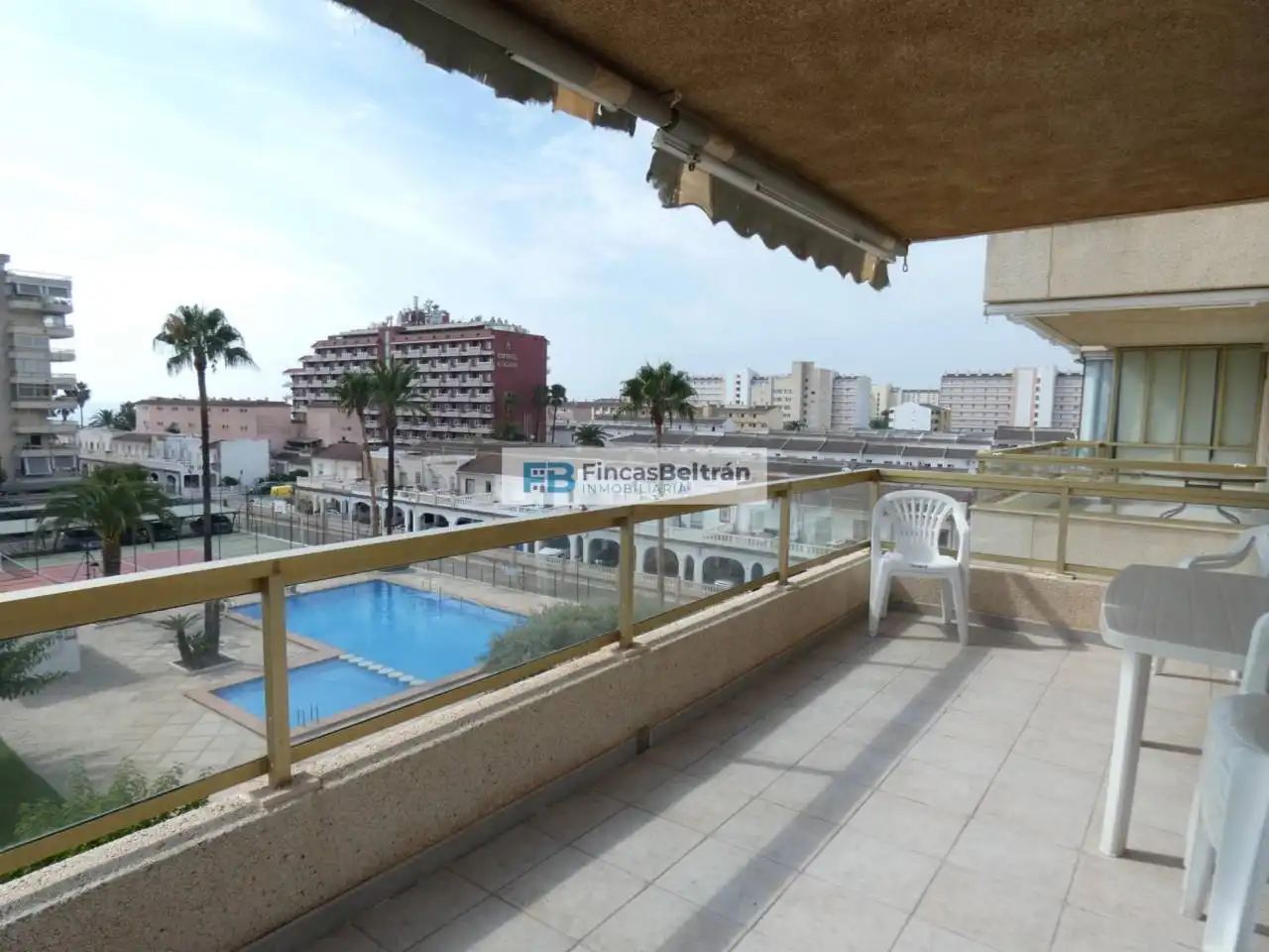 Apartamento en venta en Peñíscola / Peníscola con Terraza, Amueblado y Piscina comunitaria