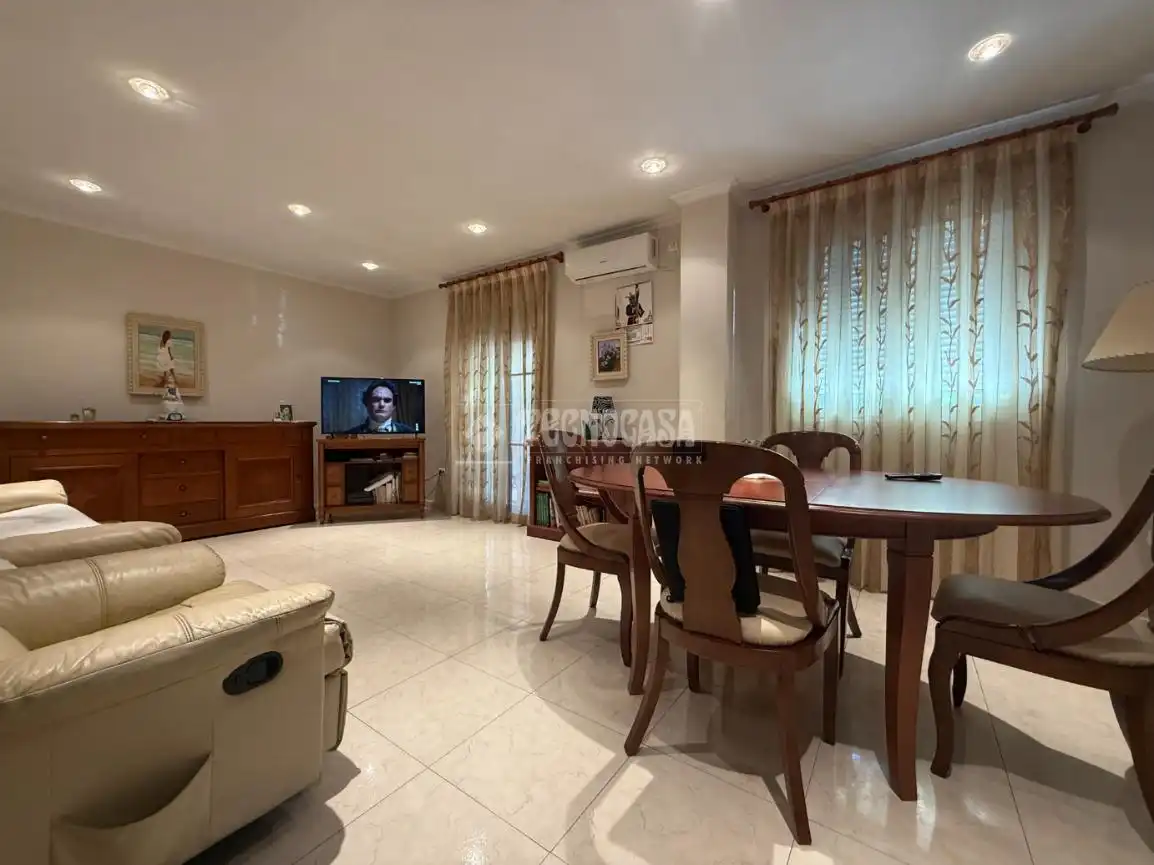 Sala de estar de Piso en venta en Valencia con Aire acondicionado y Balcón
