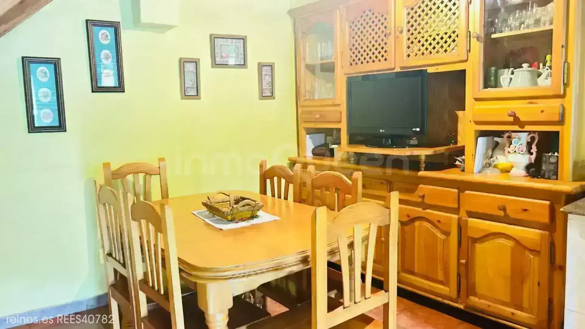 Comedor de Casa o chalet en venta en Peñamellera Alta con Amueblado