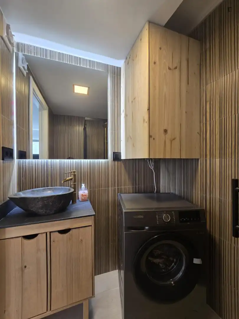 Badezimmer von Haus oder Chalet zur Miete in Madrid mit Klimaanlage, Möbliert und Waschmaschine
