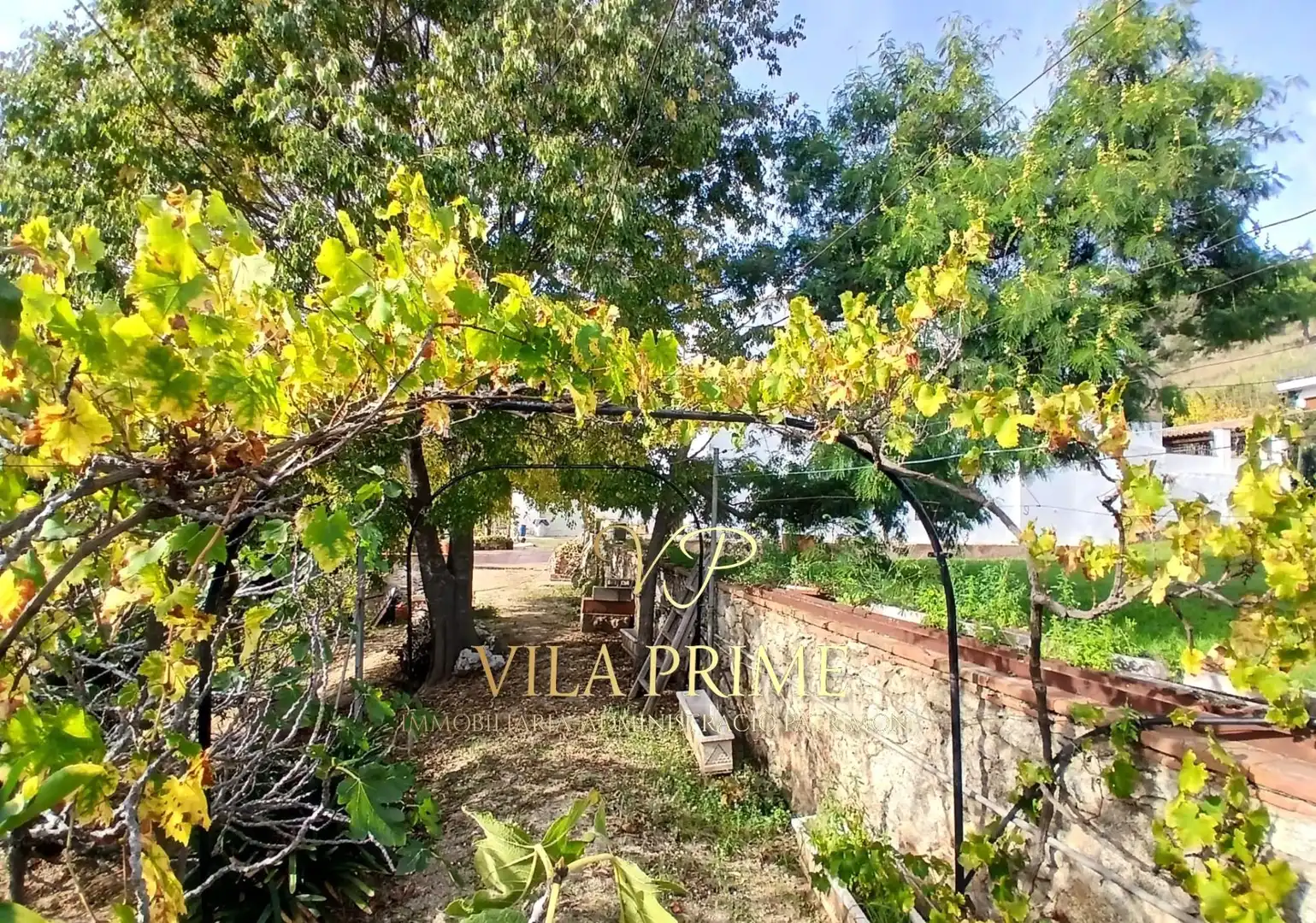 Country house zum Verkauf in Mataró mit Klimaanlage, Heizung und Privatgarten