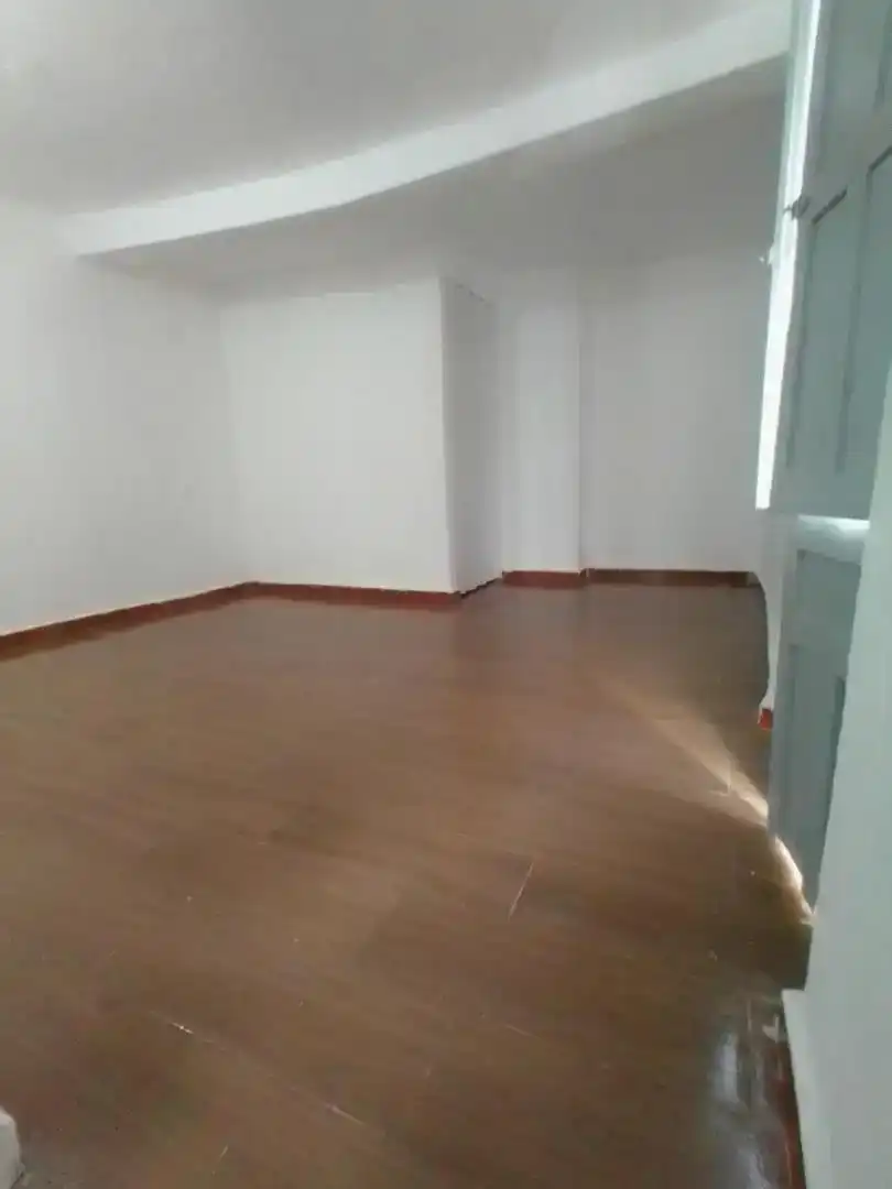 Casa adosada en venda en La Peraleja   amb Traster i Balcó