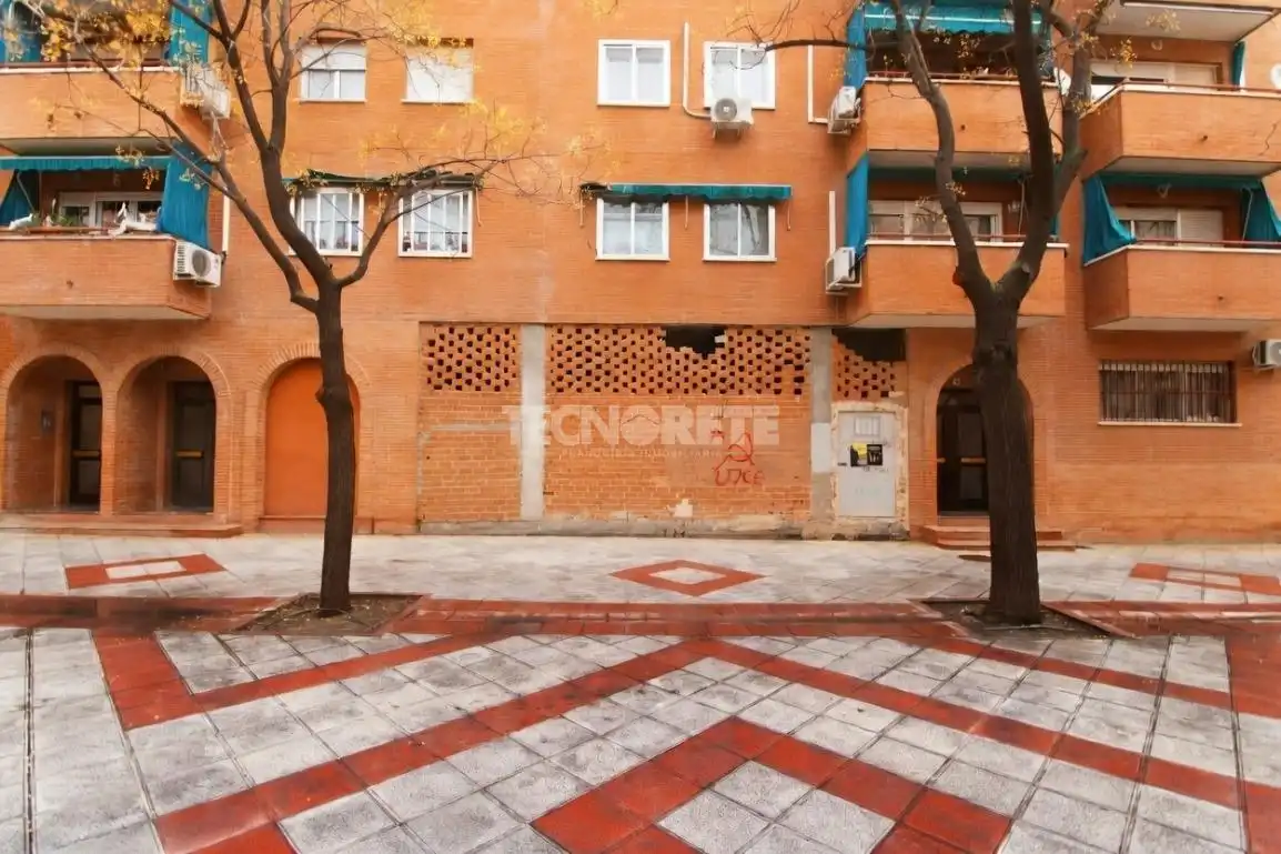 Gewerbefläche zum Verkauf in Paseo Río Gudiela, imagen 4