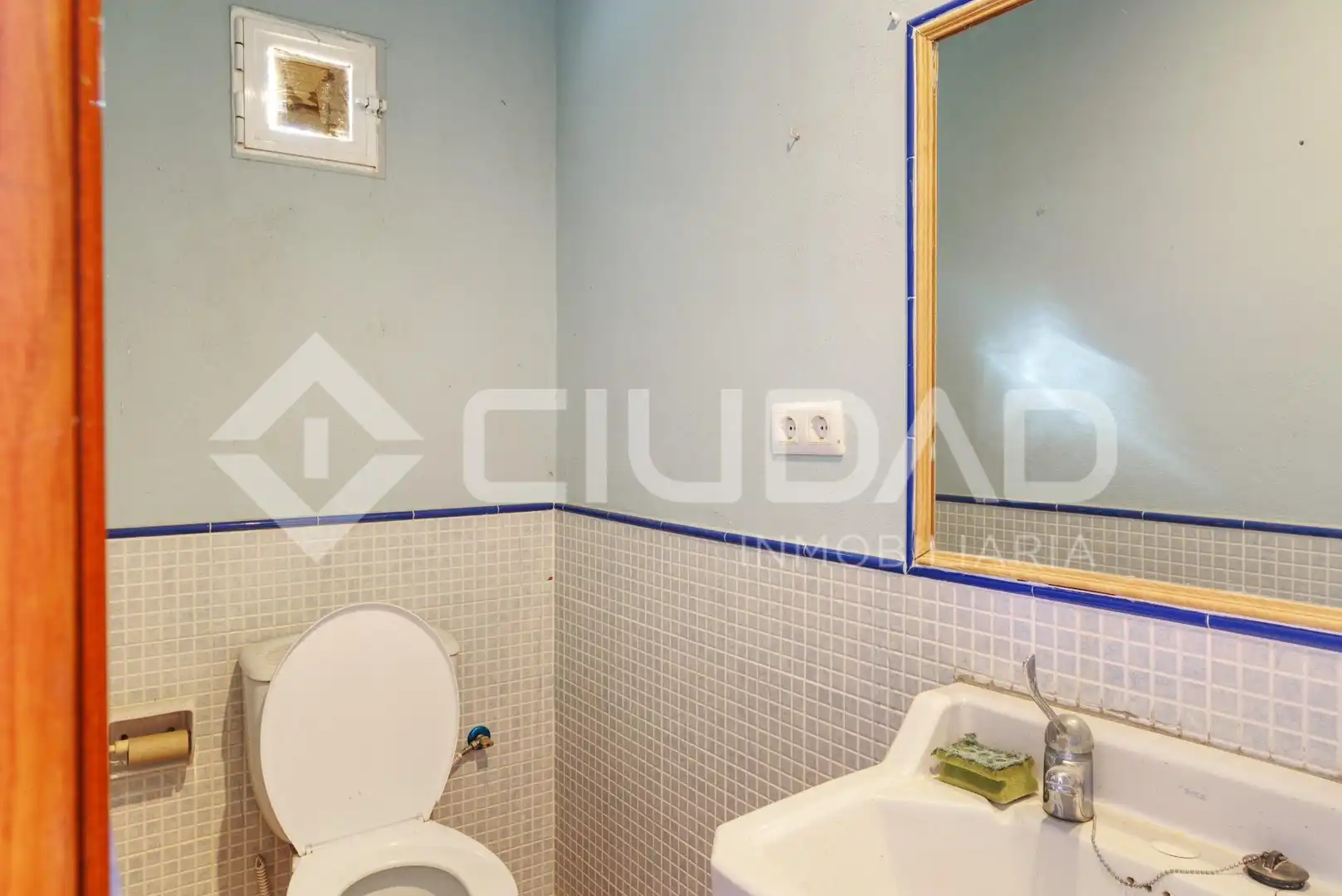 Badezimmer von Haus oder Chalet zum Verkauf in La Puebla del Río mit Terrasse und Balkon