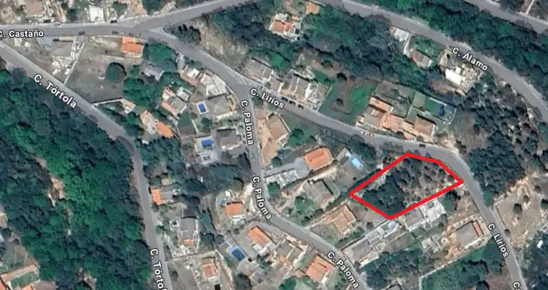 Terreno residencial en venta en Calle Lirios 23, imagen 3