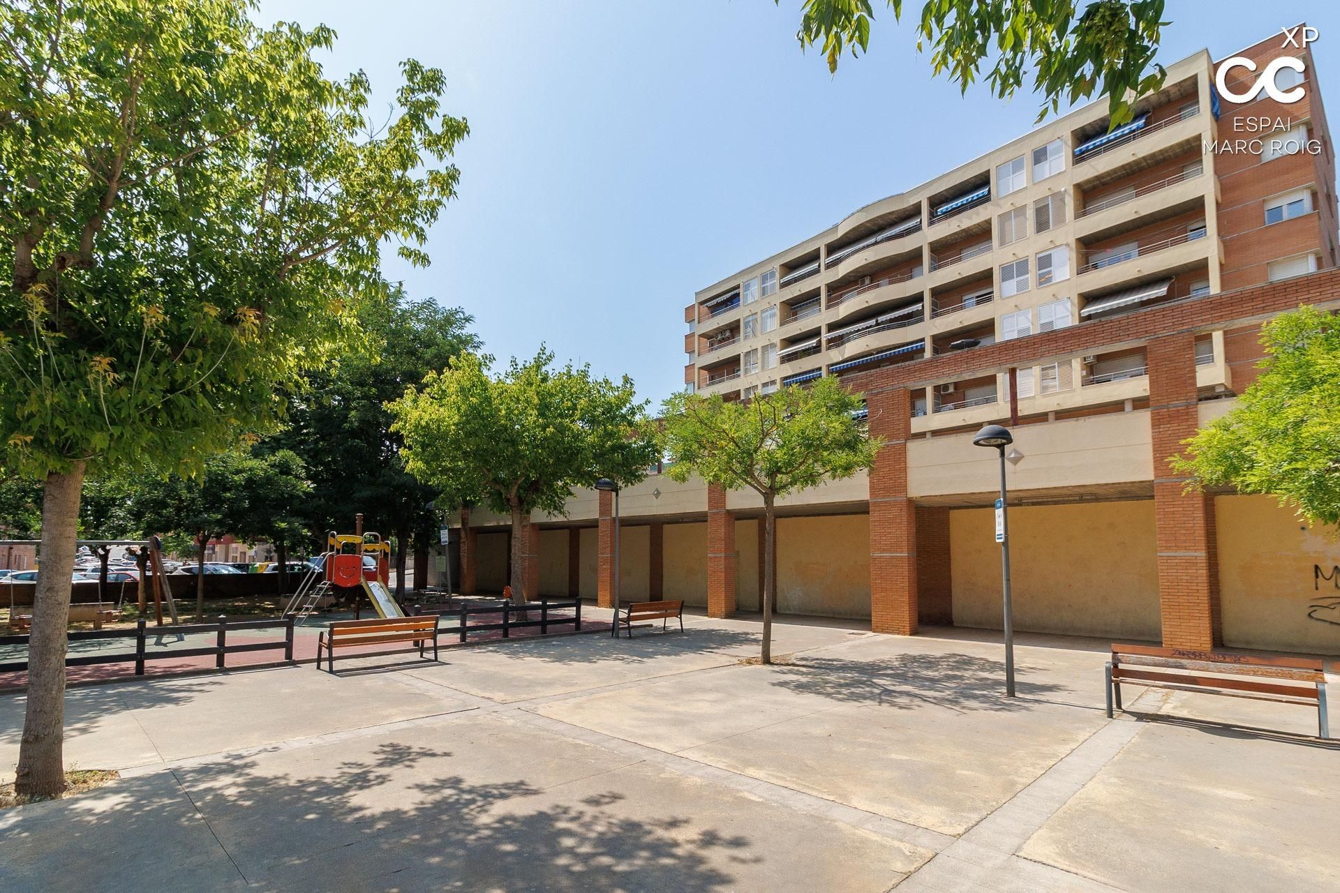 Exterior view of Flat for sale in Figueres  with Air Conditioner, Heating and Parquet flooring