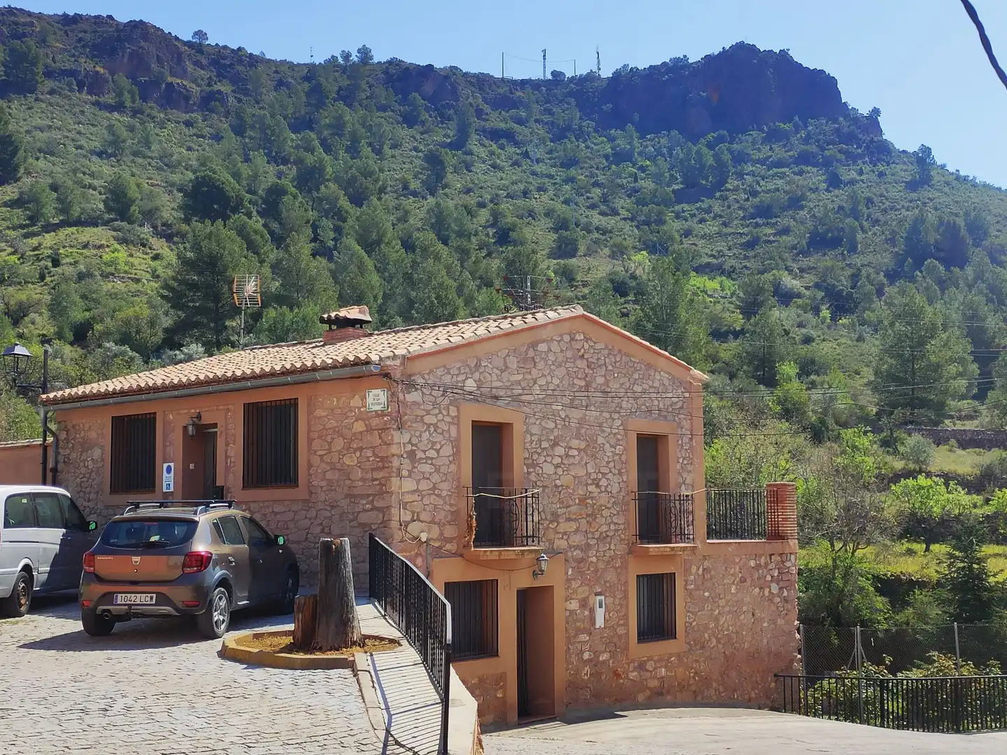Vista exterior de Residencial en venda en Azuébar