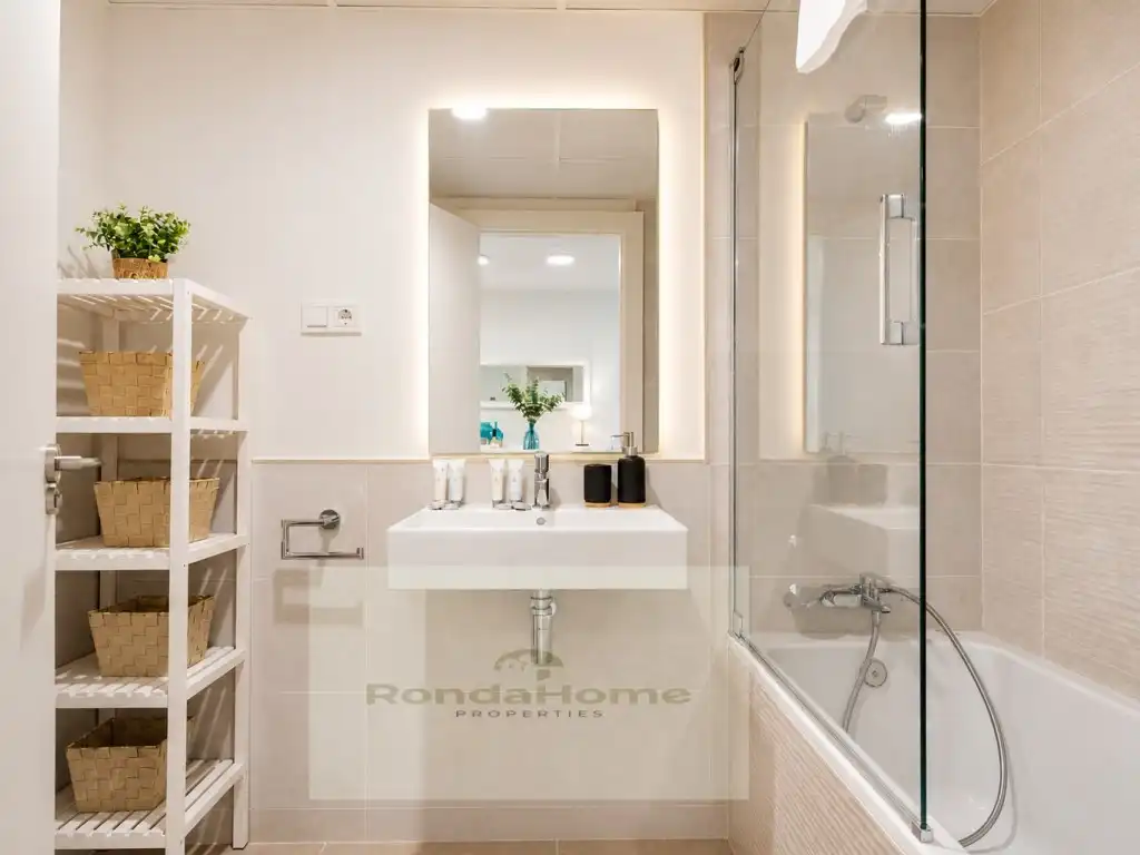 Baño de Piso en venta en Mijas