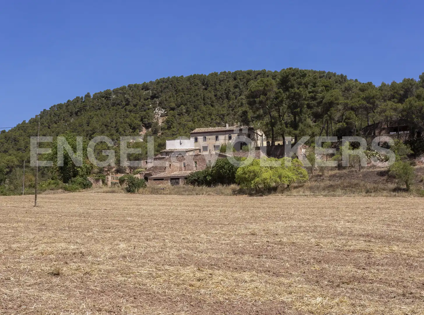 Finca rústica en venda en Santa Maria de Miralles amb Calefacció, Jardí privat i Traster