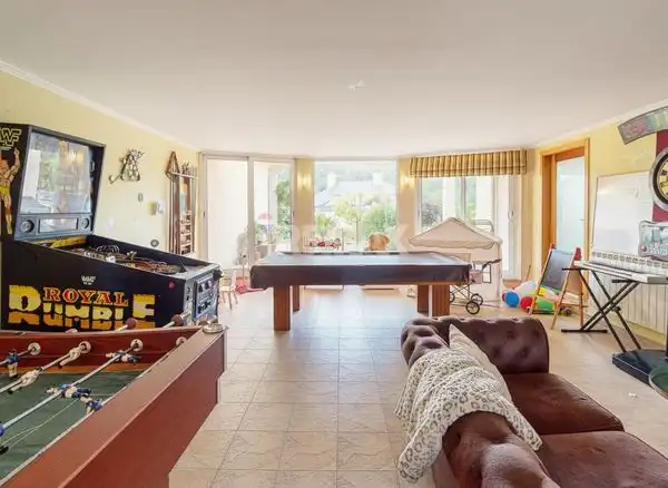 Casa o xalet en venda en A Cañiza   amb Calefacció, Jardí privat i Parquet