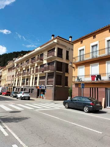 Garaje en Venta en Carrer Comerç en Guardiola de Berguedà