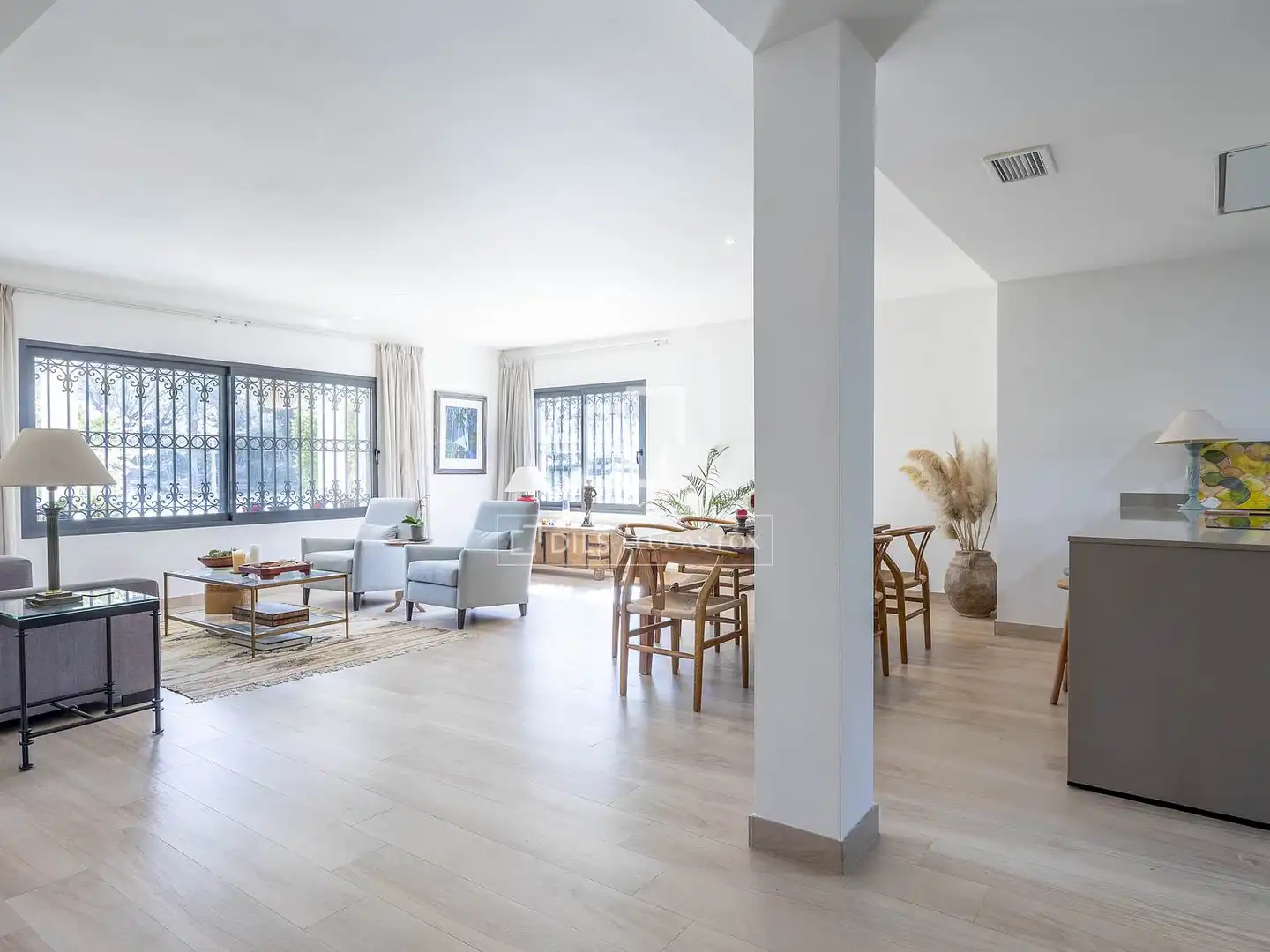 Sala de estar de Casa o chalet en venta en Godella con Aire acondicionado, Jardín privado y Terraza