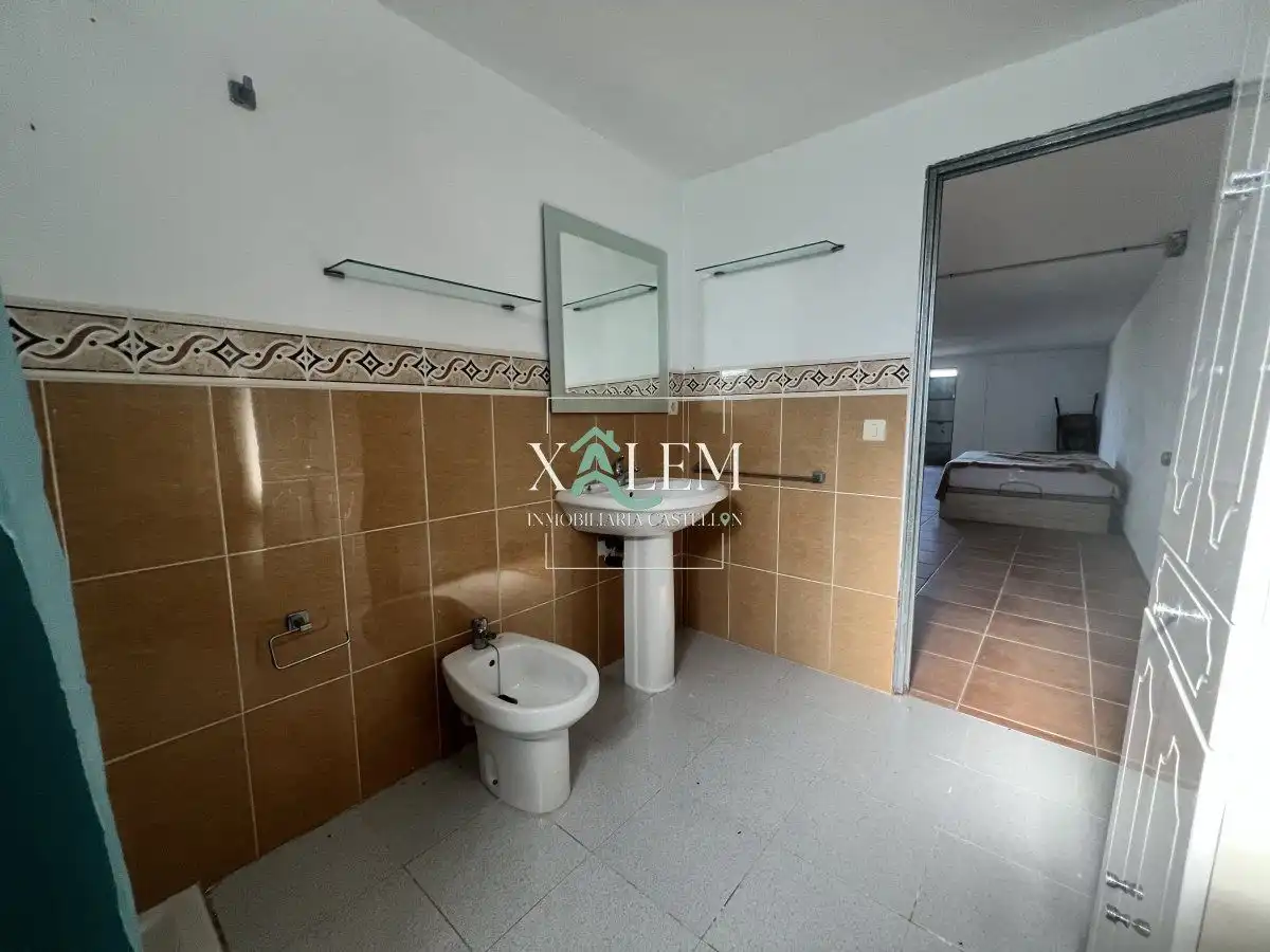 Bathroom of Houses for sale in Vilanova d'Alcolea  with Terrace and Storage room