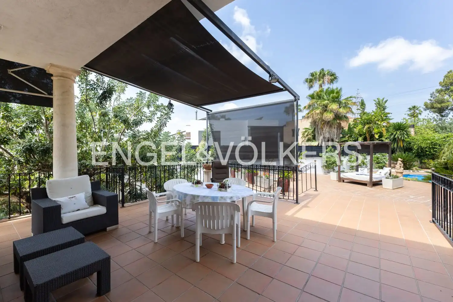 Casa con piscina en venta en Casas Verdes, imagen 6