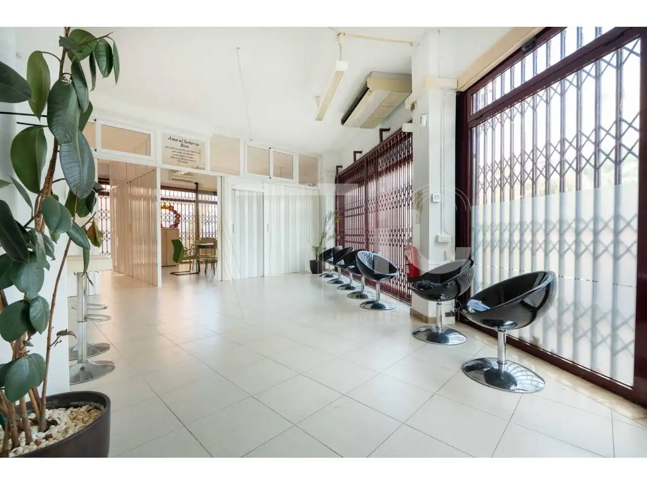 Commercial properties for sale in Sabadell  with Air Conditioner