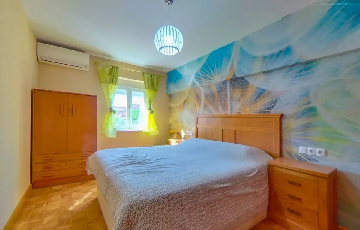 Bedroom of Flat for rent in Madrid  with Air Conditioner, Heating and Parquet flooring