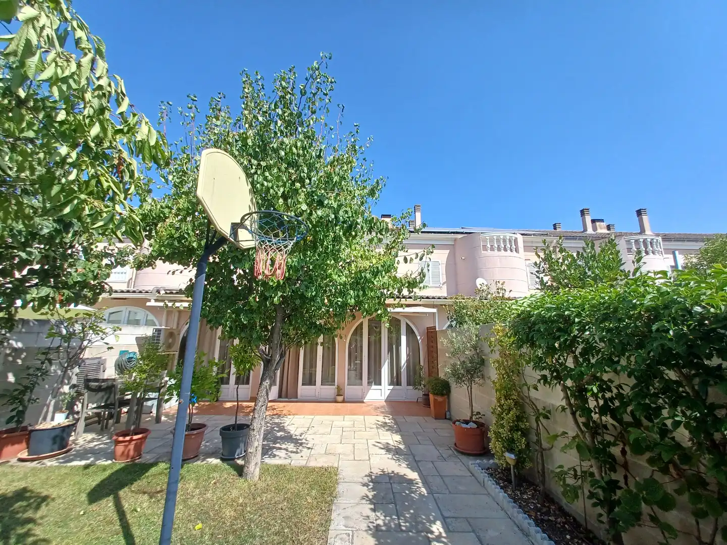 Garden of Houses for sale in Moralzarzal  with Air Conditioner, Heating and Private garden