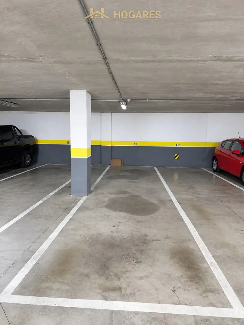 Double avec ascenseur à vendre à Calle Benelux 8